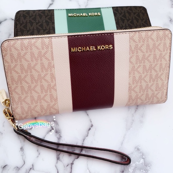 Michael kors large continental wristlet wallet - Picture 6 of 8